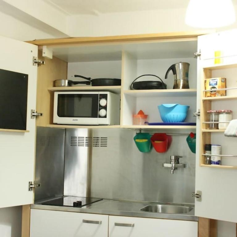 Golondrinas de la Alhambra - One-Bedroom Apartment Freedom - 20