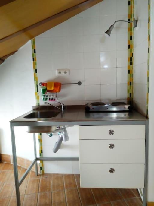 Golondrinas de la Alhambra - One-Bedroom Apartment Hope - 13
