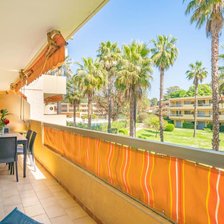 Hello Côte D'Azur - Spacieux 3 pieces a 5 min des plages a pieds - Two-Bedroom Apartment - 35