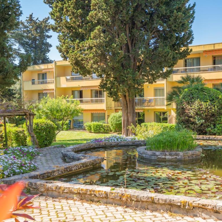 Hello Côte D'Azur - Spacieux 3 pieces a 5 min des plages a pieds - Two-Bedroom Apartment - 42
