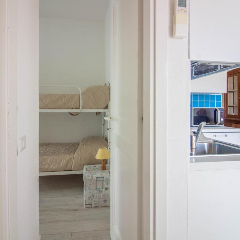 GuestHost - Golfo Aranci Sunny Retreat Apartment with Terrace! - Appartamento con 2 Camere da Letto - 15