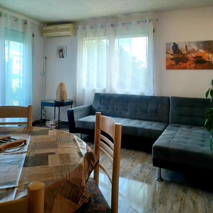 Appartement 2 chambres, avec terrasse/parking - Appartement 2 Chambres - 12