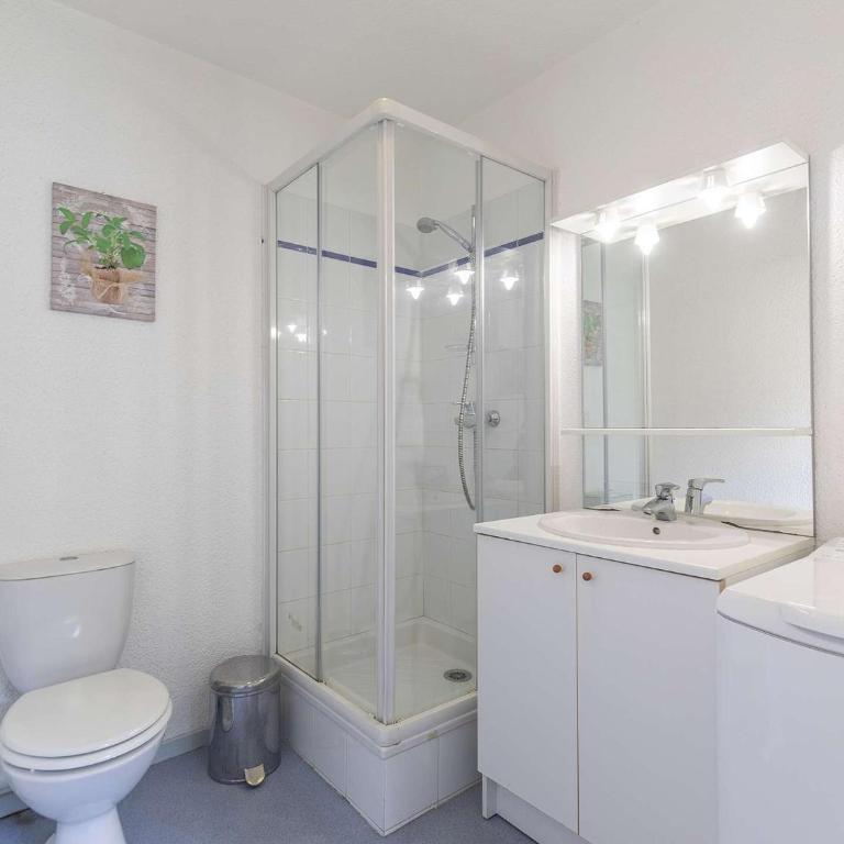 Appartement 32 m² avec balcon, proche télécabine et commodités, entièrement équipé, centre Cauterets - FR-1-401-237 - Appartement - 12