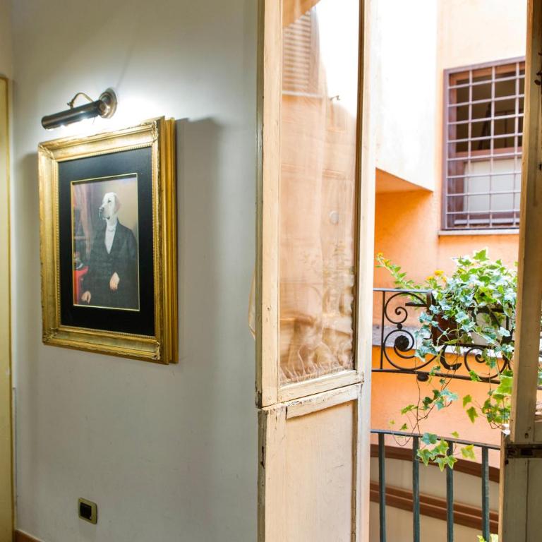 Trevi fountain apartment - Two-Bedroom Apartment - 11