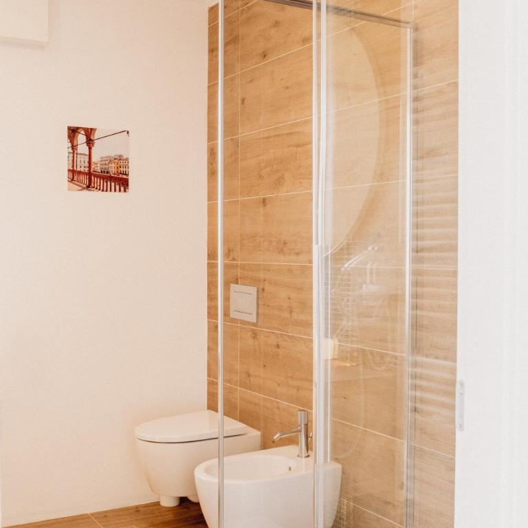 M14 SkyView City Center - Camera Tripla con Terrazza Privata - 13