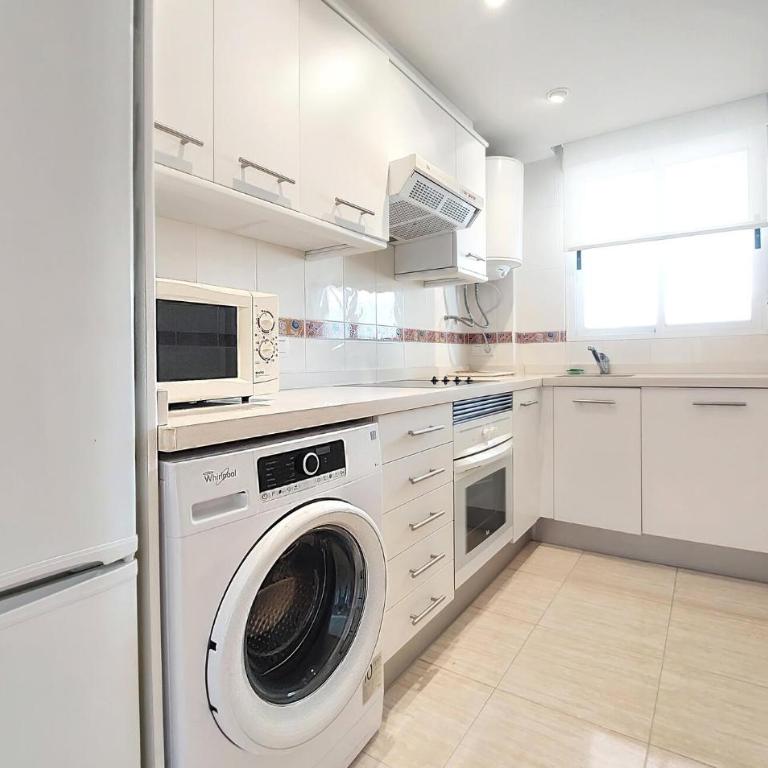 Lovely Apartment In Oropesa Del Mar - Apartamento de 3 dormitorios - 5
