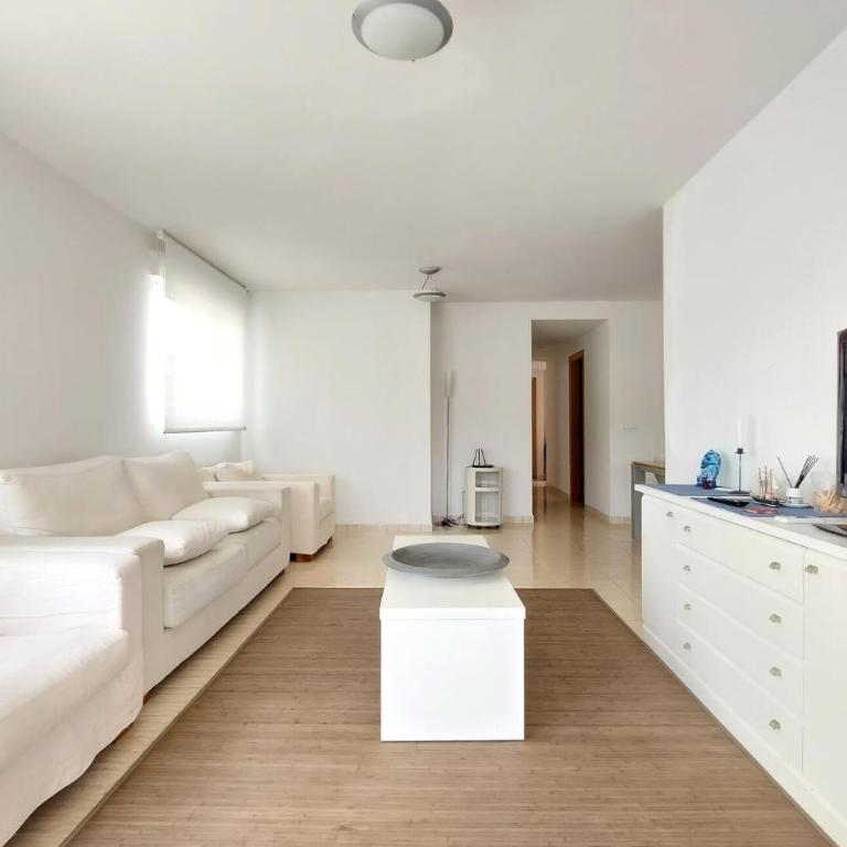 Lovely Apartment In Oropesa Del Mar - Apartamento de 3 dormitorios - 13