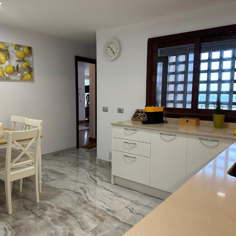 Lujoso y céntrico vistas al mar - Apartamento de 3 dormitorios - 26