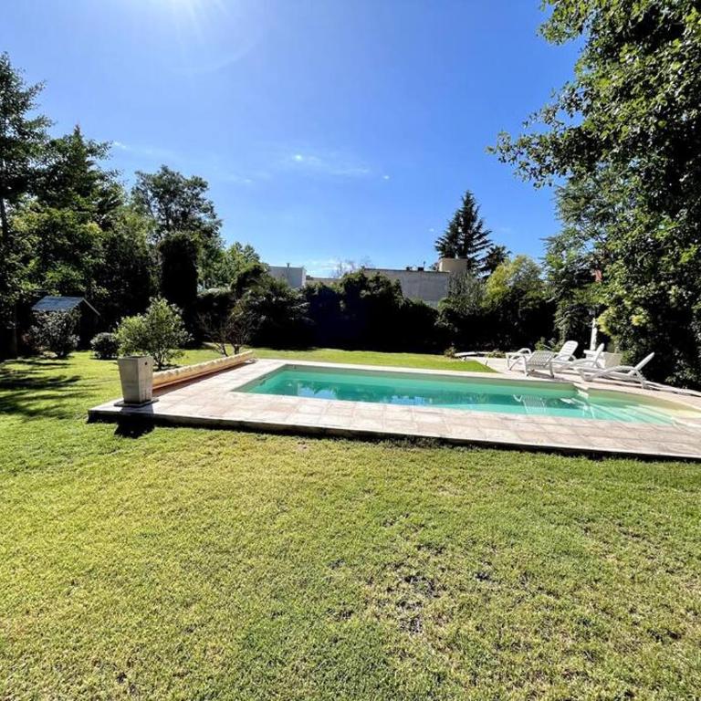 ¡Casa Florida, en el corazón de Chacras de Coria! - Casa de 4 dormitorios - 27