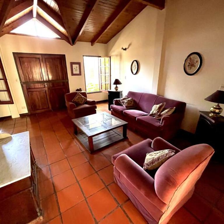 ¡Casa Florida, en el corazón de Chacras de Coria! - Casa de 4 dormitorios - 43