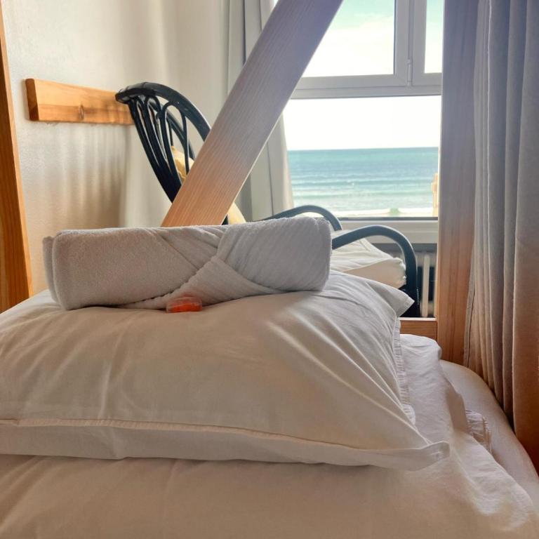 Boogalow Hostel - Bed in 4-Bed Dormitory Room - 2