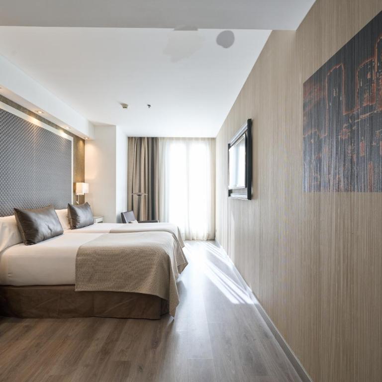 Catalonia Square 4* Sup - Double or Twin Room - 5