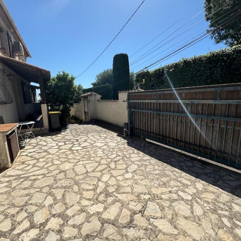Bas de villa provençale 2 pièces avec Jardin - Appartamento con 1 Camera da Letto - 27