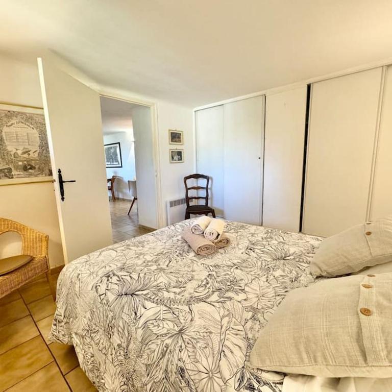 Bas de villa provençale 2 pièces avec Jardin - Appartamento con 1 Camera da Letto - 10
