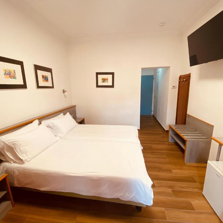 Hotel Garni Montaldi - Camera Doppia con Letti Singoli - 1