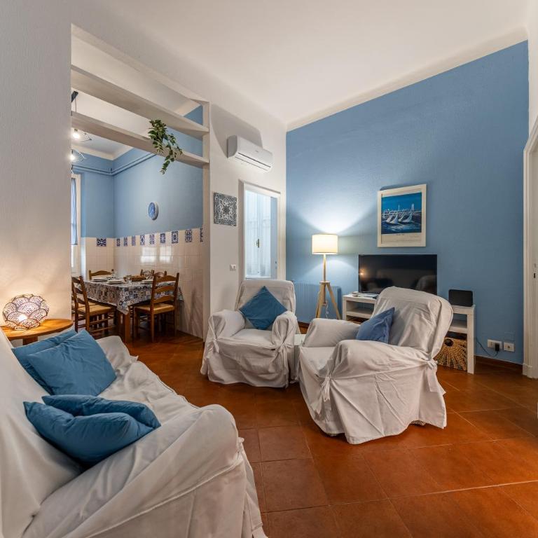 SANTA MARGHERITA APT Centrale e Accogliente - Appartamento con 2 Camere da Letto - 1