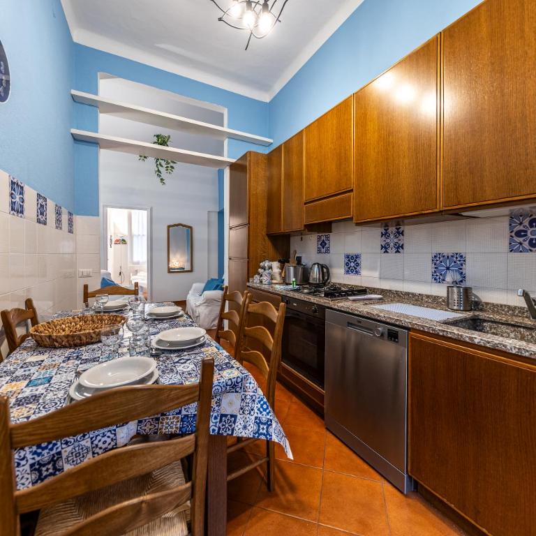 SANTA MARGHERITA APT Centrale e Accogliente - Appartamento con 2 Camere da Letto - 14