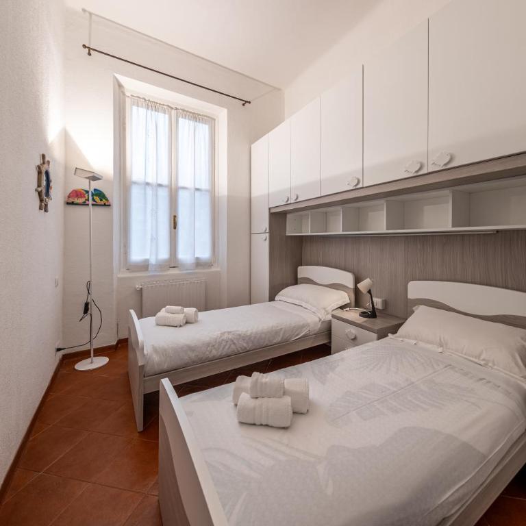 SANTA MARGHERITA APT Centrale e Accogliente - Appartamento con 2 Camere da Letto - 3
