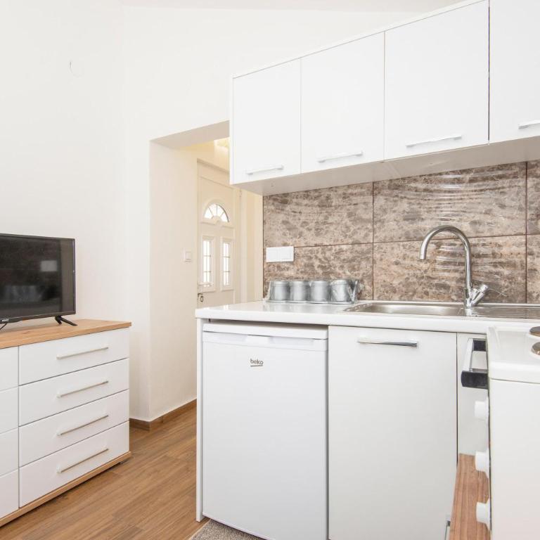 Hillside Vista Apartments - Standardni Studio - 3