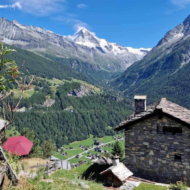 Chalet Les Rocailles - Appartement 3 Chambres - 42