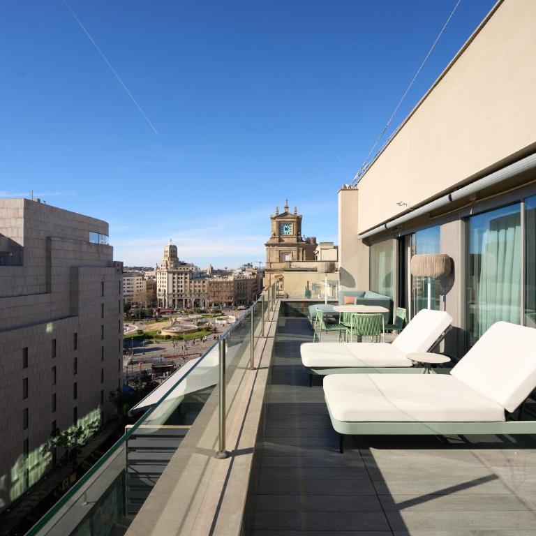 Catalonia Square 4* Sup - Suite with Private Pool - 1