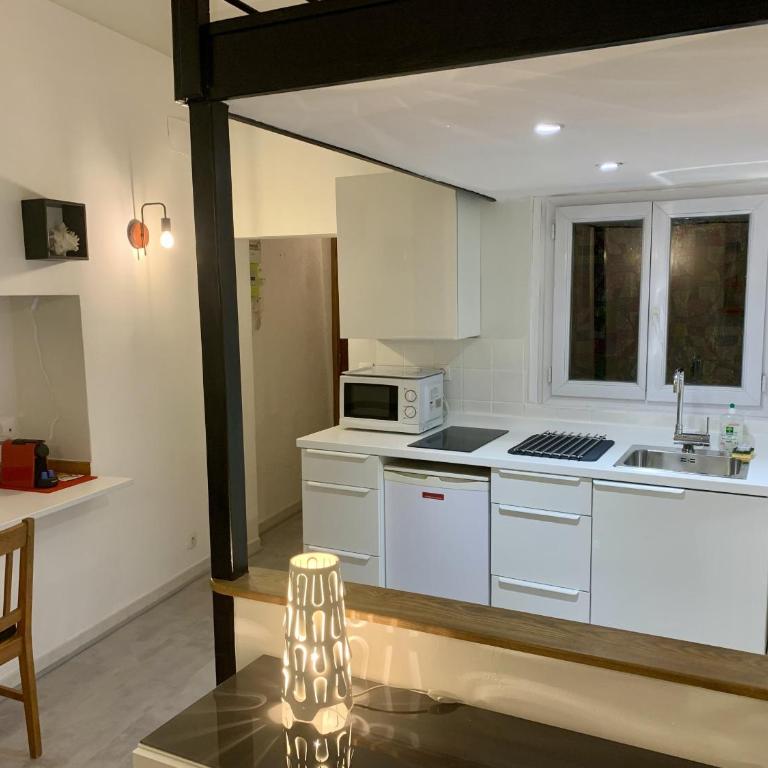 ApartHotel Riviera - DUPLEX DE JULES - Large Studio with A C - Old Town Promenade des An - Studio Standard - 1