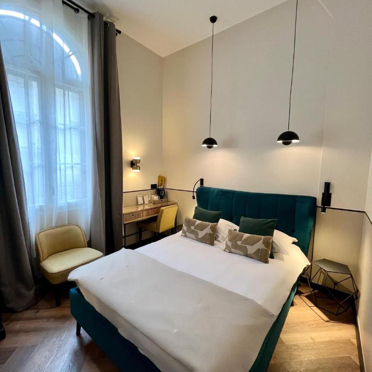 Hôtel des Beaux Arts - Superior Double Room - 12