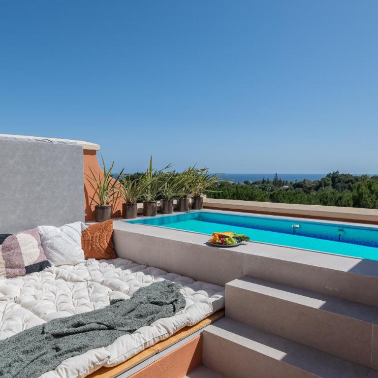 Luxury 3 BDRM Apt with Private Pool and Stunning Sea Views - Apartment with Sea View - 6