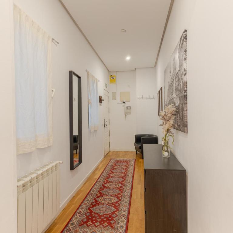 MAD COCO Aparts & Suites Sol - Three-Bedroom Apartment - 20