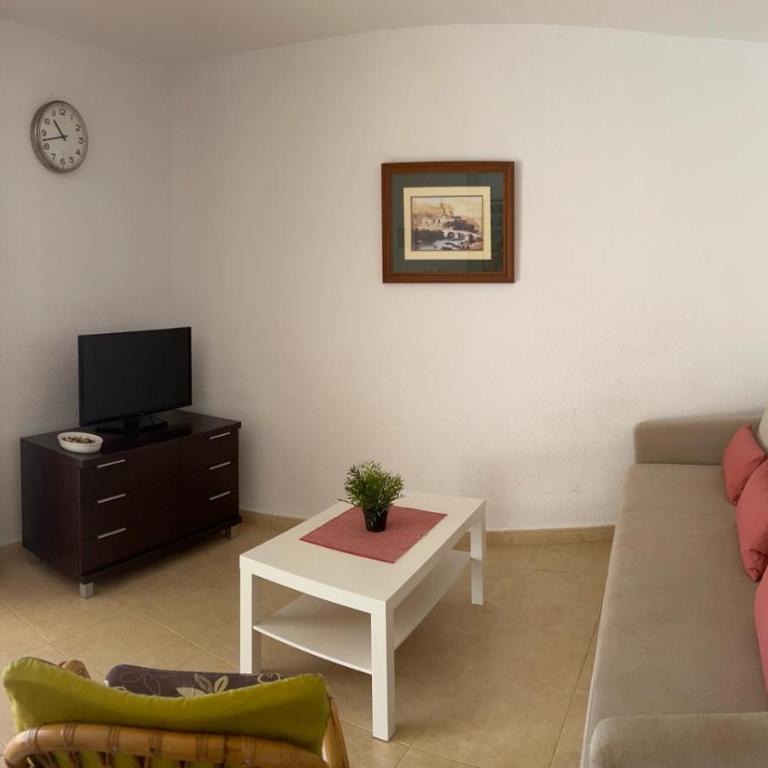 Apartamentos la Dorada - Apartment with Sea View - 14