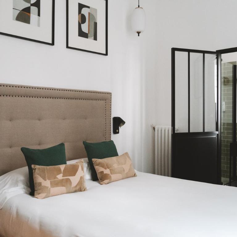 Hôtel des Beaux Arts - Deluxe Queen Room - 8