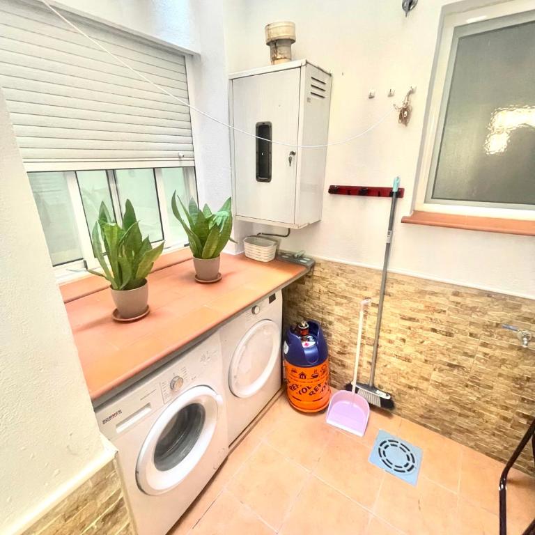 CASITA ANDALUZA CENTRO con PARKING sujeto a disponibilidad - Apartamento de 2 dormitorios - 17