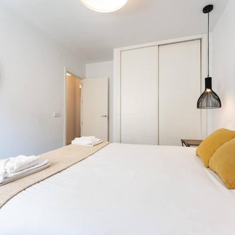 Super central Malaga Flat with Terrace and Free Parking - Apartamento de 2 dormitorios - 6