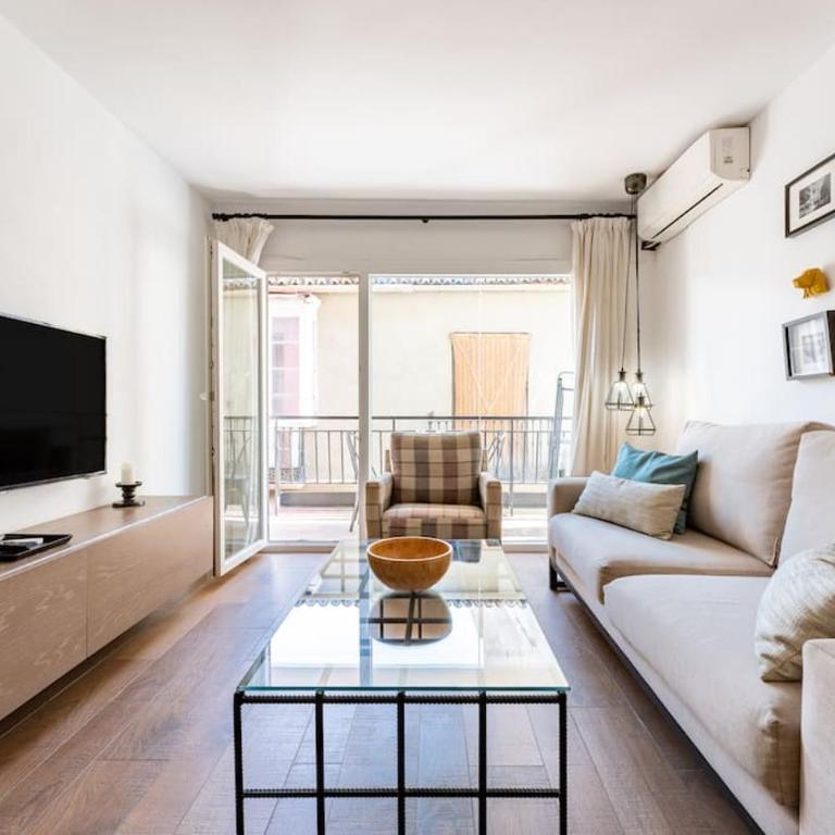 Super central Malaga Flat with Terrace and Free Parking - Apartamento de 2 dormitorios - 11