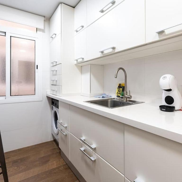 Super central Malaga Flat with Terrace and Free Parking - Apartamento de 2 dormitorios - 15