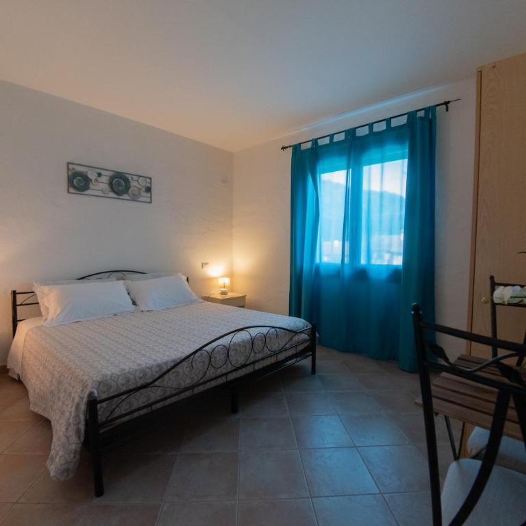 Casa Martina - Camera Familiare con Bagno Privato - 7