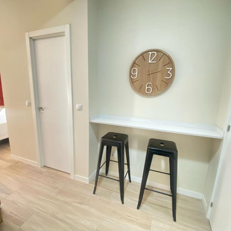 ESTUDIOS GRAN VÍA - One-Bedroom Apartment - 3
