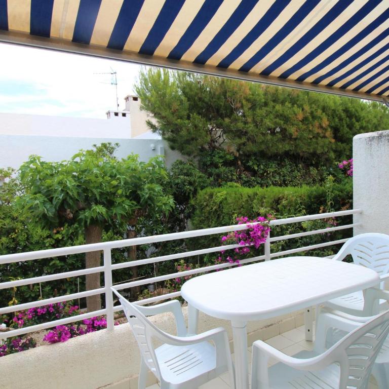 Amplio y luminoso apartamento en Grifeu, terraza, jardín y a 200m de la playa - ES-228-155 - Apartment - 14