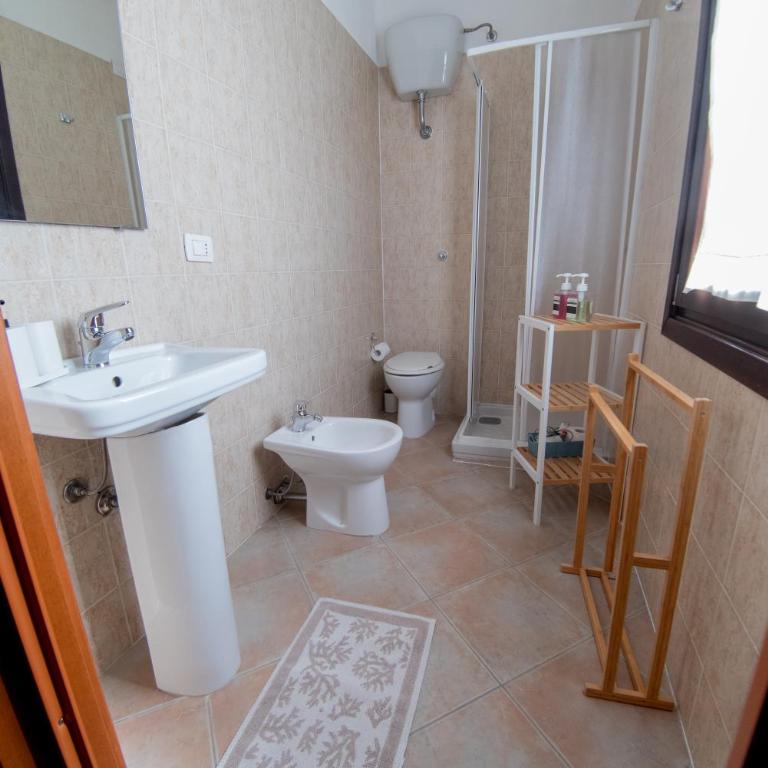 Casa Martina - Camera Matrimoniale con Bagno Privato - 5