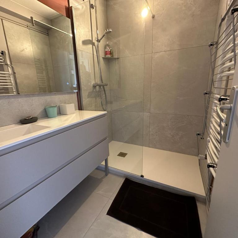 Devant les grands chalutiers - Appartement 2 Chambres - 18