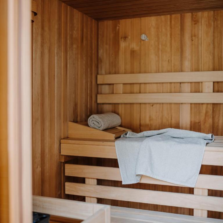 Wanda Apartments - Twin Room with Balcony - 6