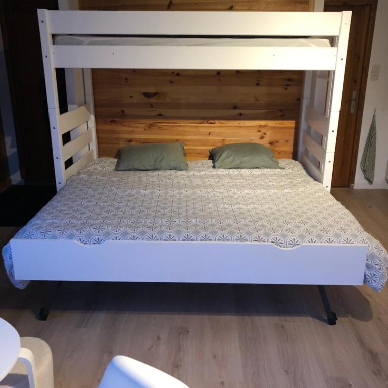 Chalet à Gérardmer - Vue montagne - Calme & Paisible - Appartement 1 Chambre - 13