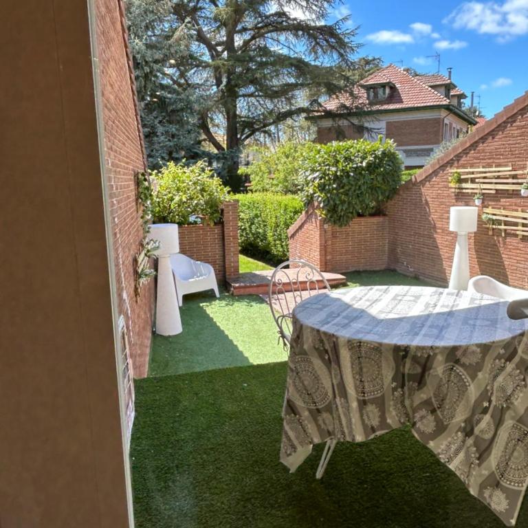 Alojamientos Castellana Jardín 1 y 2 PARKING Y PISCINA GRATIS!! - CASTELLANA JARDIN I PLANTA BAJA - 1