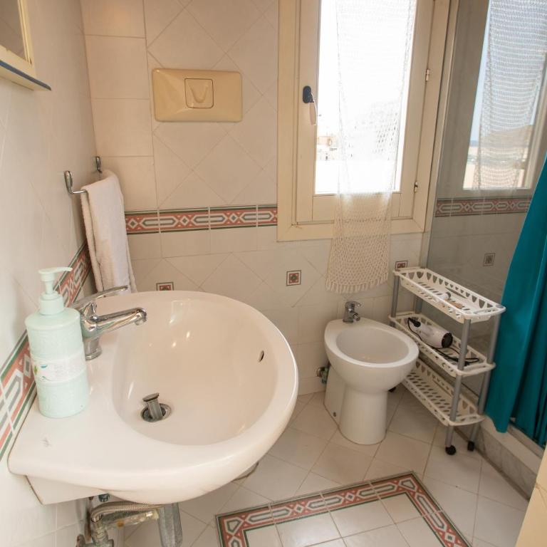 Liberty house - Casa Vacanze con 4 Camere da Letto - 12