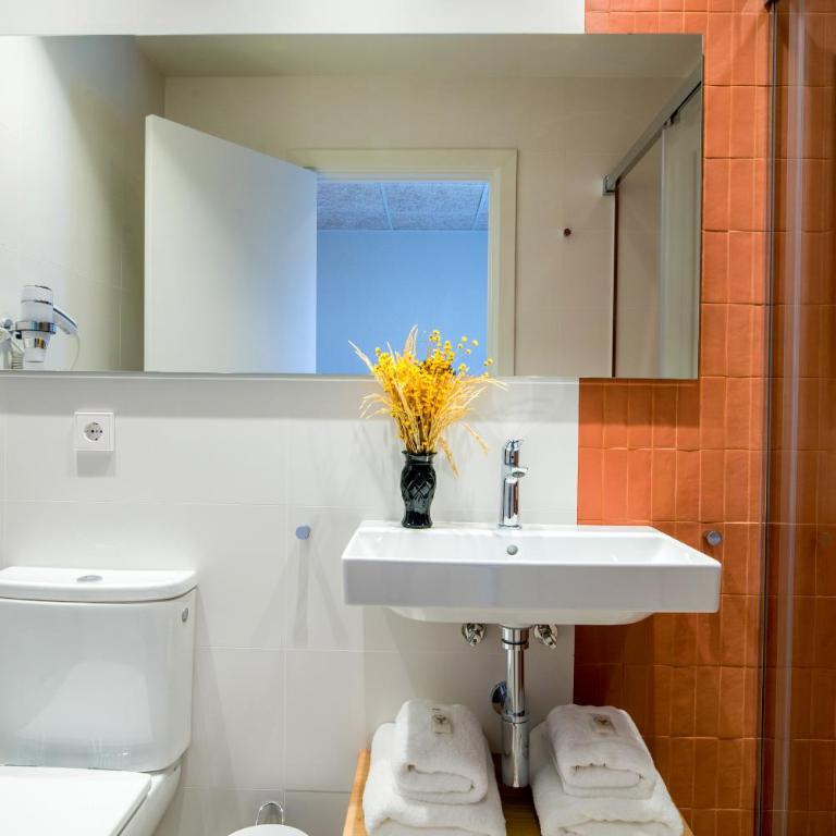 Hostal Barris - Habitación Doble Superior - 2 camas - 3