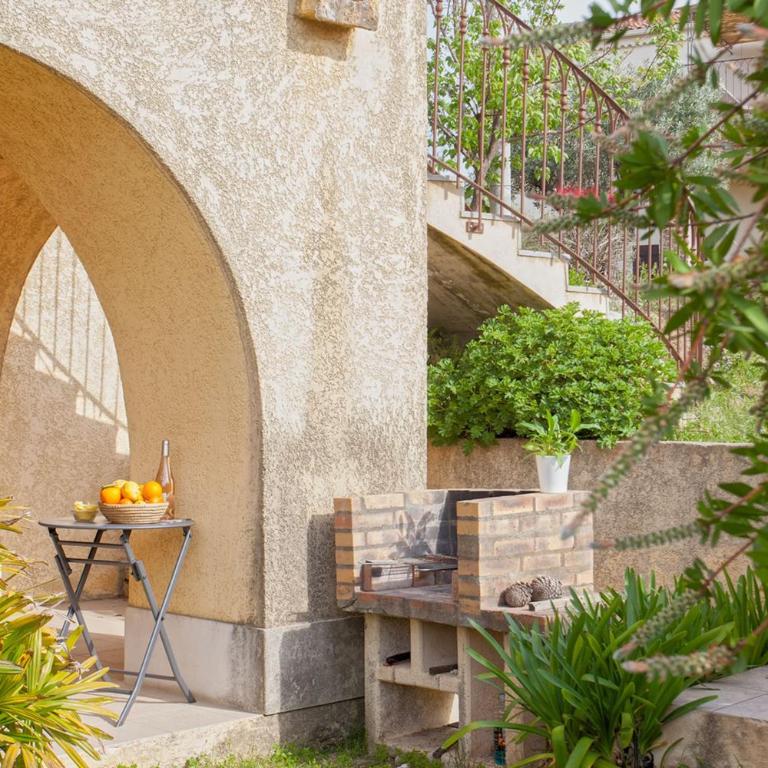location de vacances figuier avec jardin barbecue piscine chauffée à Calvi - Apartment - 20