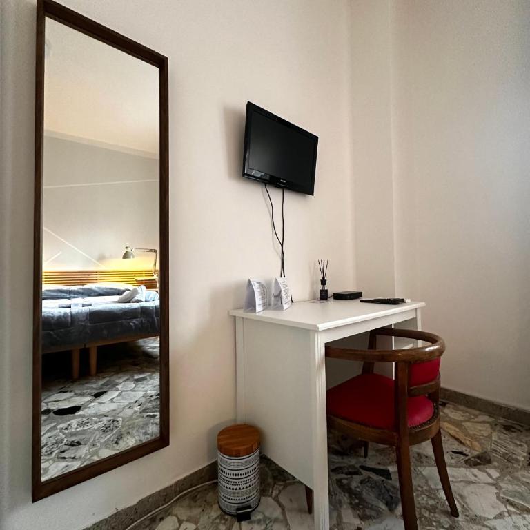 B&B Tre Ponti - Triple Room with Balcony - 7