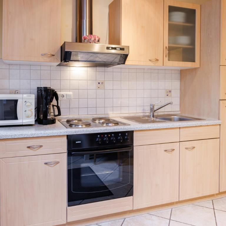 Ferienwohnungen Scheiblegger inkl. Chiemgaukarte - Apartment mit Terrasse - 7