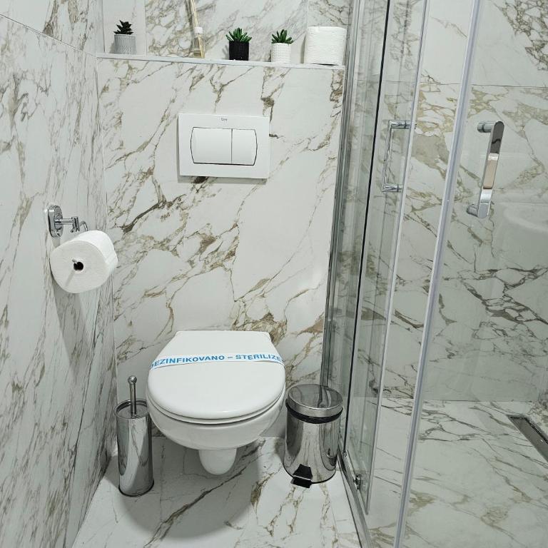 PREMIUM APARTMAN ELENI ROOMS,oaza mira i tisine u centru Vrnjacke banje - Apartman sa 2 Spavaće Sobe - 39