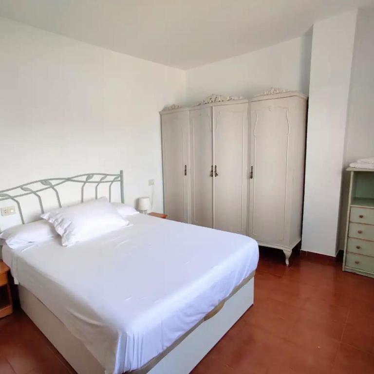 Piso Grande cerca Playa con 5 Aires Acondicionados - Apartamento - 3